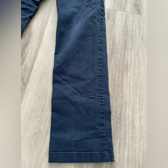 Old navy cargo pants - Picture 4 of 6